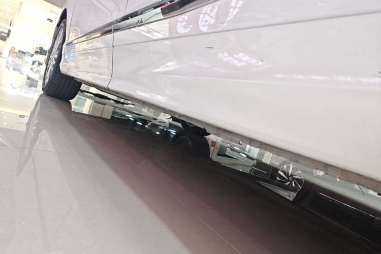 Used Honda Elysion 2016 2.4L Comfort Edition Left Side Sill