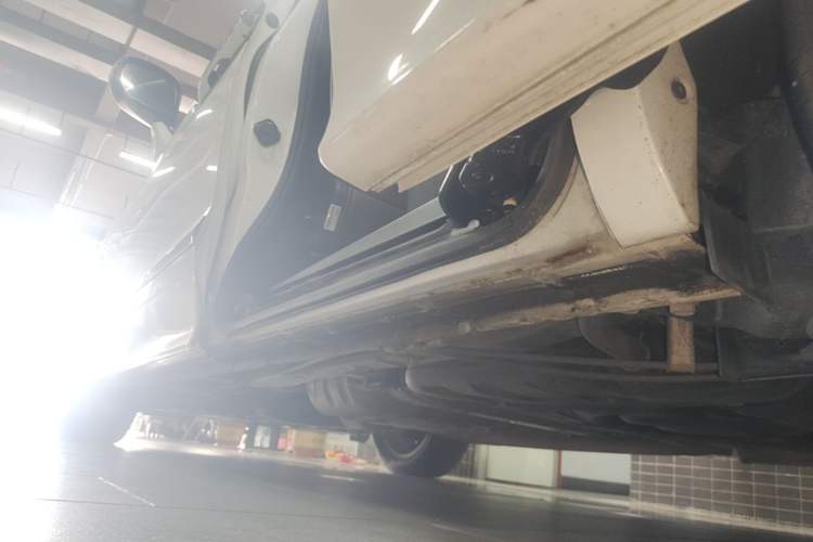 Used Honda Elysion 2016 2.4L Comfort Edition Left Side Sill