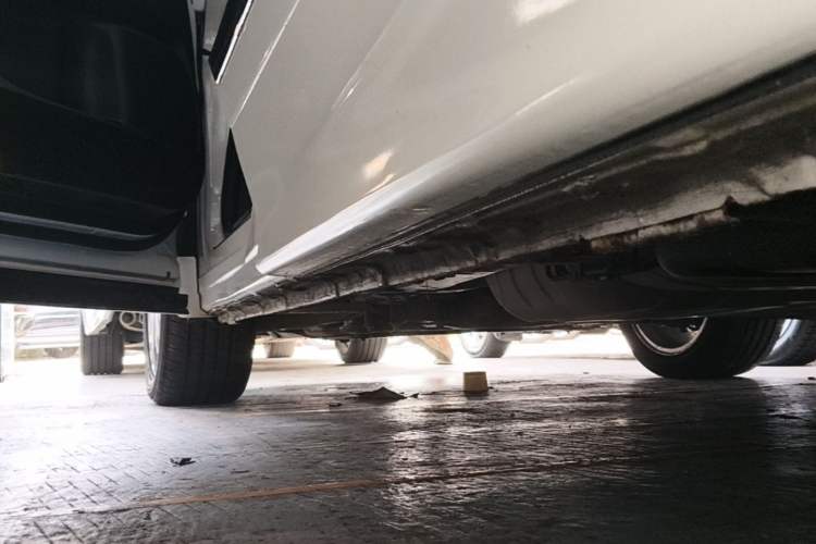 Used Honda Elysion 2016 2.4L Style Edition Left Side Sill