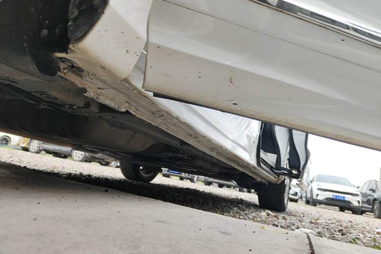 Used Honda Elysion 2016 2.4L Supreme Edition Left Side Sill