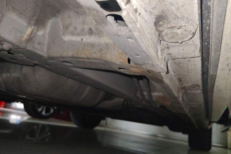 Used Honda Elysion 2016 2.4L Style Edition Left Side Sill