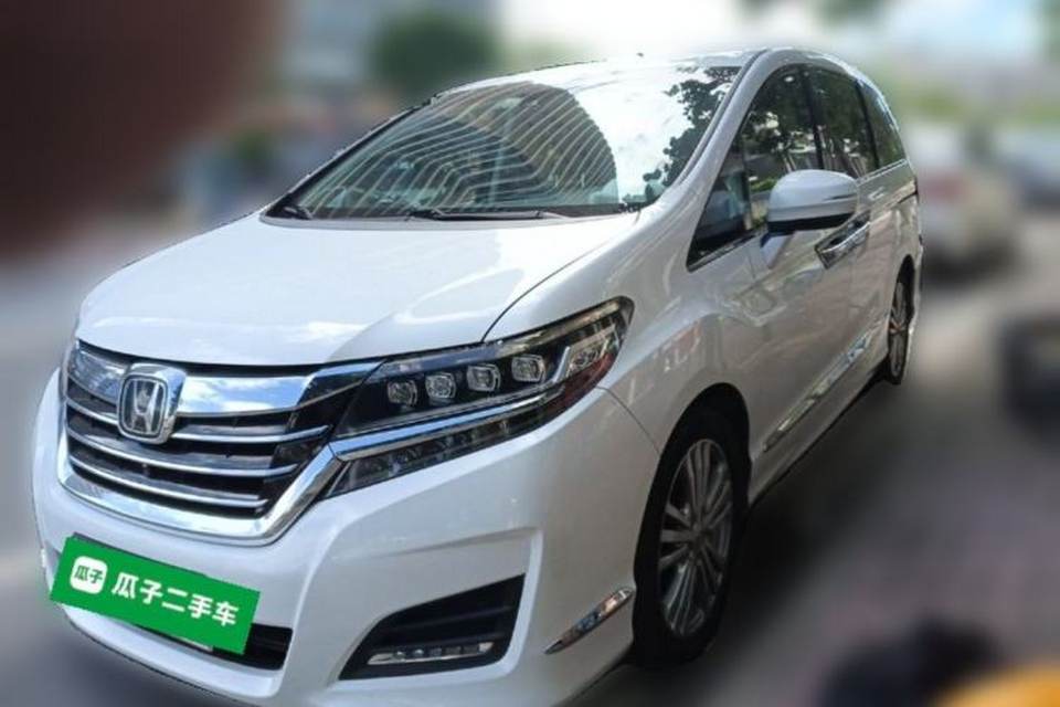 Honda Elysion 2016