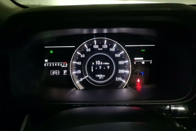 Used Honda Elysion 2016 2.4L Supreme Edition Odometer Close Up