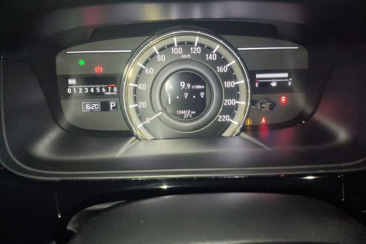 Used Honda Elysion 2016 2.4L Luxury Edition Odometer Close Up