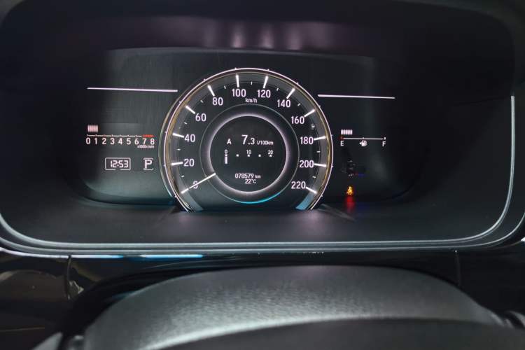Used Honda Elysion 2016 2.4L Supreme Edition Odometer Close Up