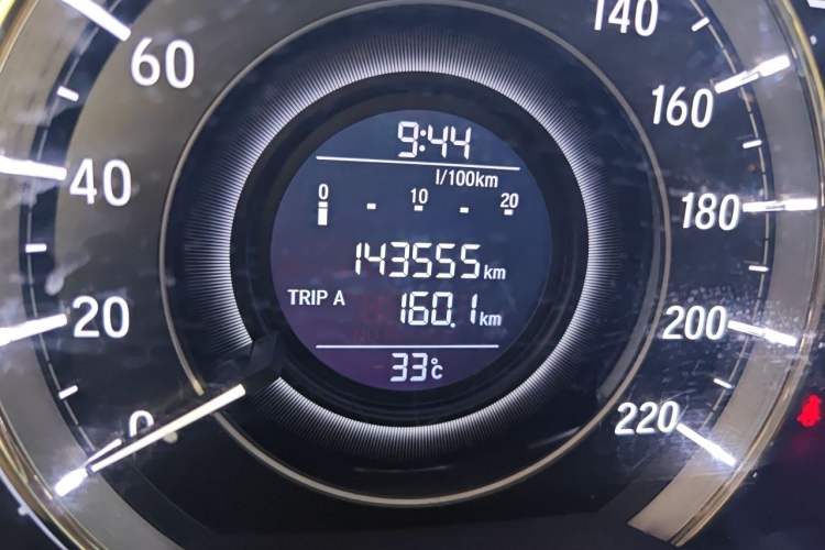 Used Honda Elysion 2016 2.4L Classic Edition Odometer Close Up