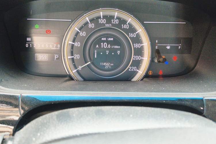 Used Honda Elysion 2016 2.4L Supreme Edition Odometer Close Up