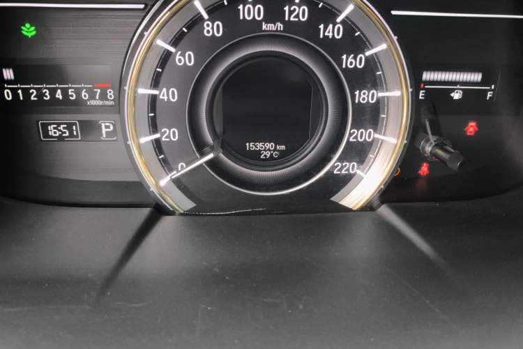 Used Honda Elysion 2016 2.4L Luxury Edition Odometer Close Up