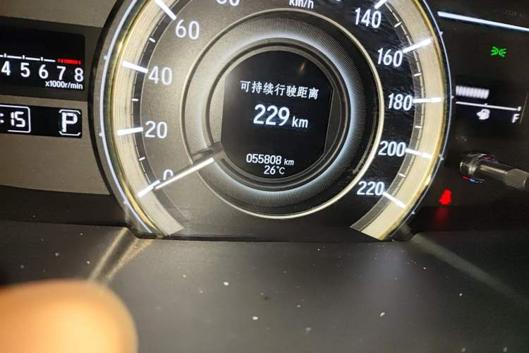 Used Honda Elysion 2016 2.4L Supreme Edition Odometer Close Up