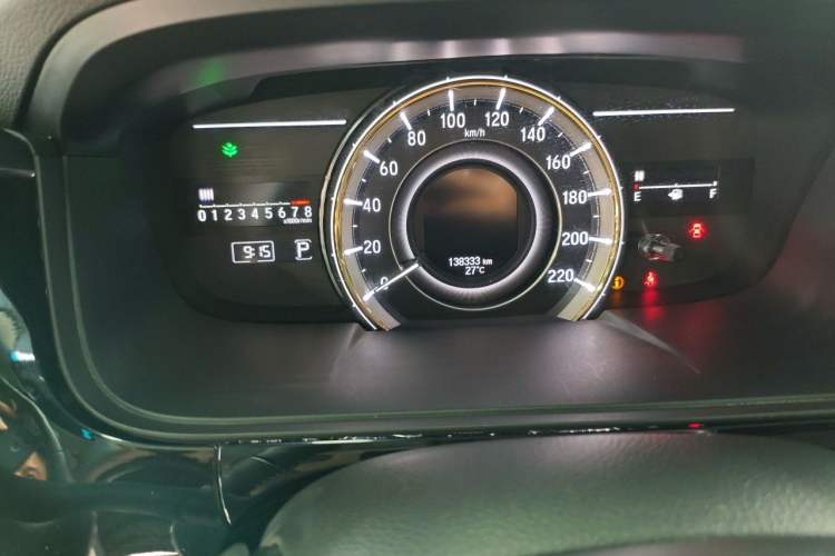 Used Honda Elysion 2016 2.4L Luxury Edition Odometer Close Up