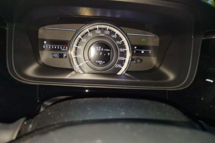 Used Honda Elysion 2016 2.4L Luxury Edition Odometer Close Up