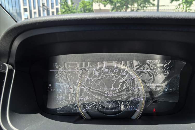 Used Honda Elysion 2016 2.4L Luxury Edition Odometer Close Up
