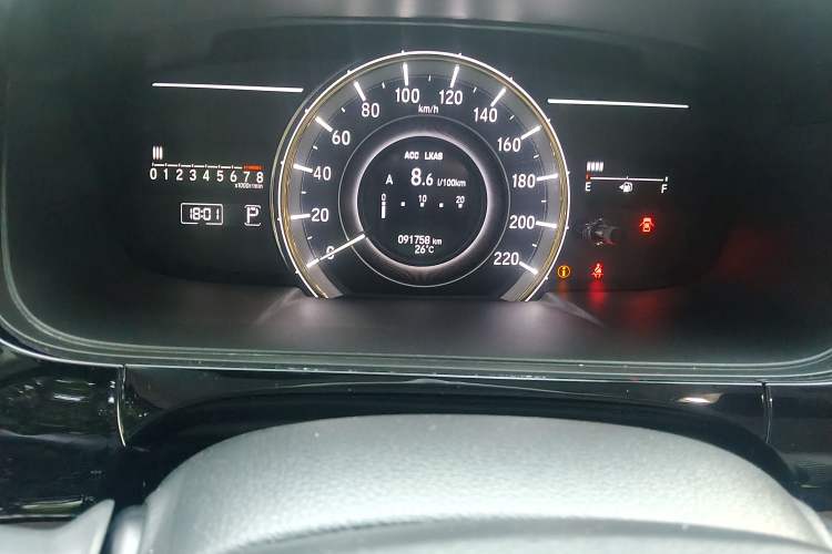 Used Honda Elysion 2016 2.4L Supreme Edition Odometer Close Up
