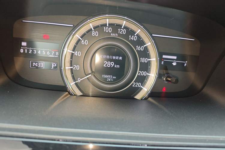 Used Honda Elysion 2016 2.4L Luxury Edition Odometer Close Up