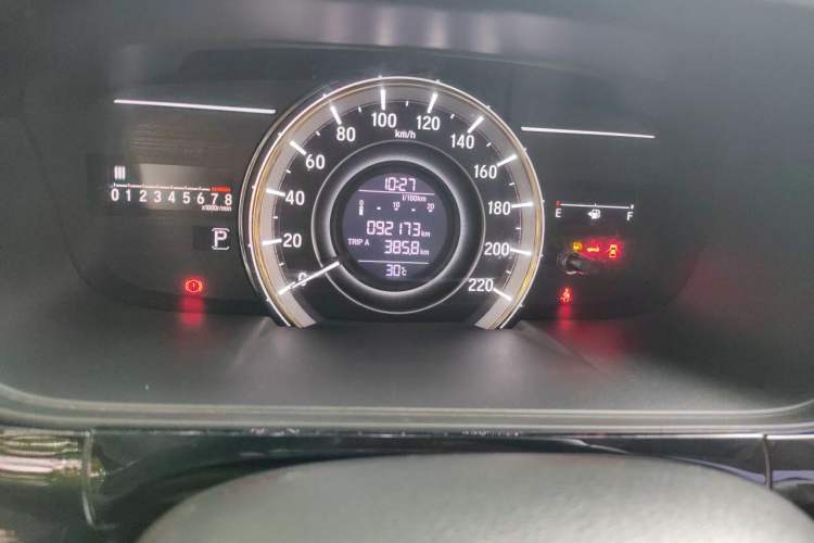 Used Honda Elysion 2016 2.4L Classic Edition Odometer Close Up