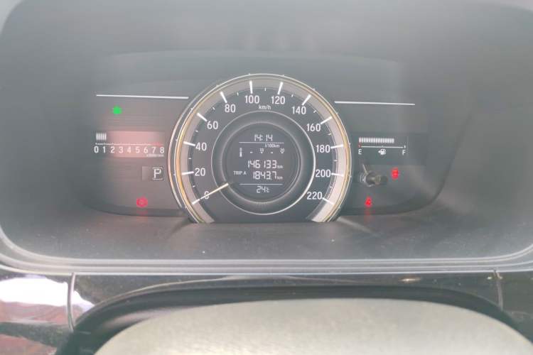 Used Honda Elysion 2016 2.4L Classic Edition Odometer Close Up