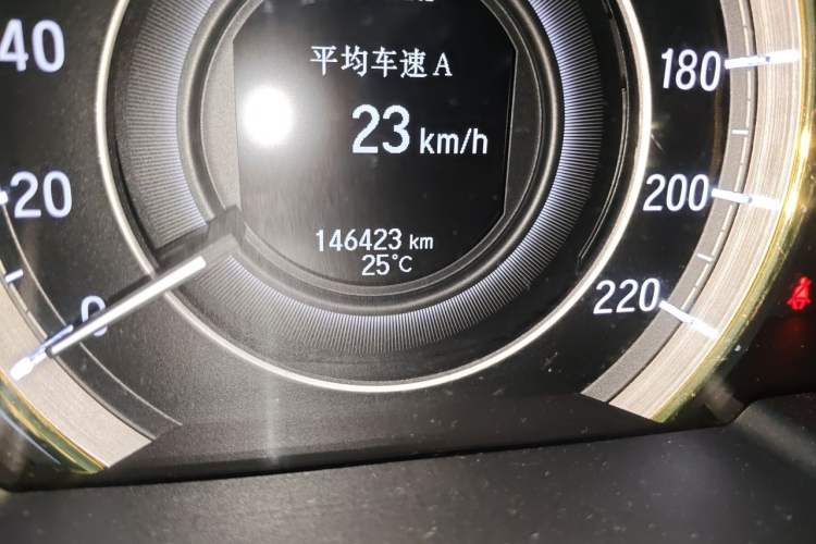 Used Honda Elysion 2016 2.4L Supreme Edition Odometer Close Up