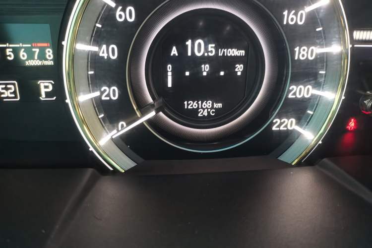 Used Honda Elysion 2016 2.4L Luxury Edition Odometer Close Up
