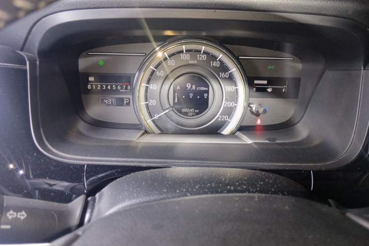 Used Honda Elysion 2016 2.4L Supreme Edition Odometer Close Up