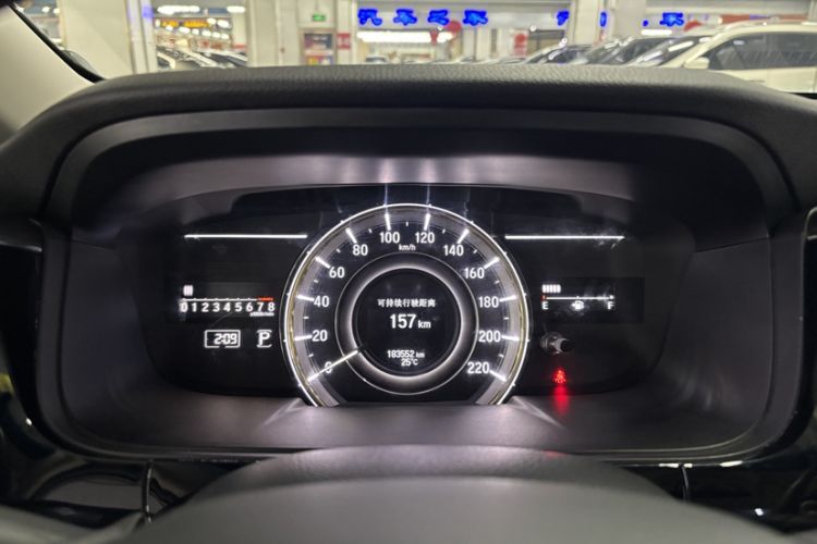 Used Honda Elysion 2016 2.4L Supreme Edition Odometer Close Up