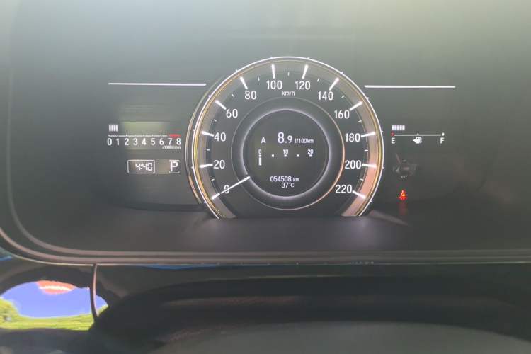 Used Honda Elysion 2016 2.4L Luxury Edition Odometer Close Up