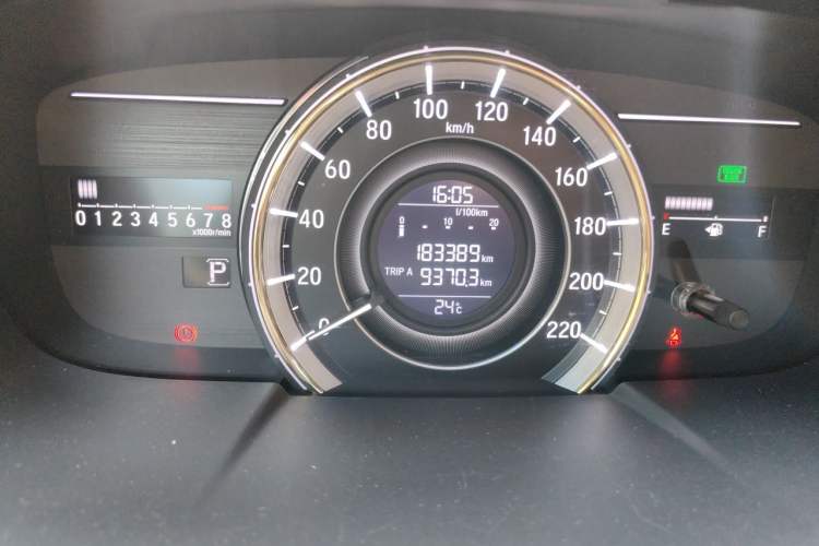 Used Honda Elysion 2016 2.4L Style Edition Odometer Close Up