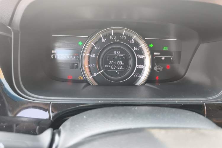 Used Honda Elysion 2016 2.4L Comfort Edition Odometer Close Up