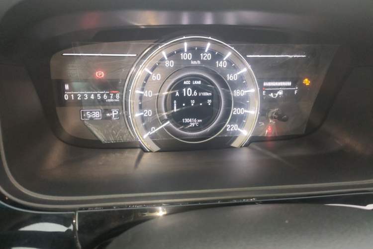 Used Honda Elysion 2016 2.4L Supreme Edition Odometer Close Up