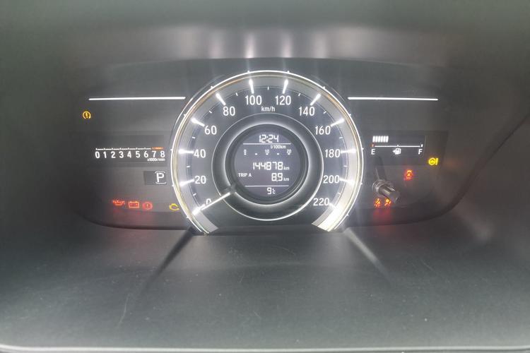 Used Honda Elysion 2016 2.4L Comfort Edition Odometer Close Up