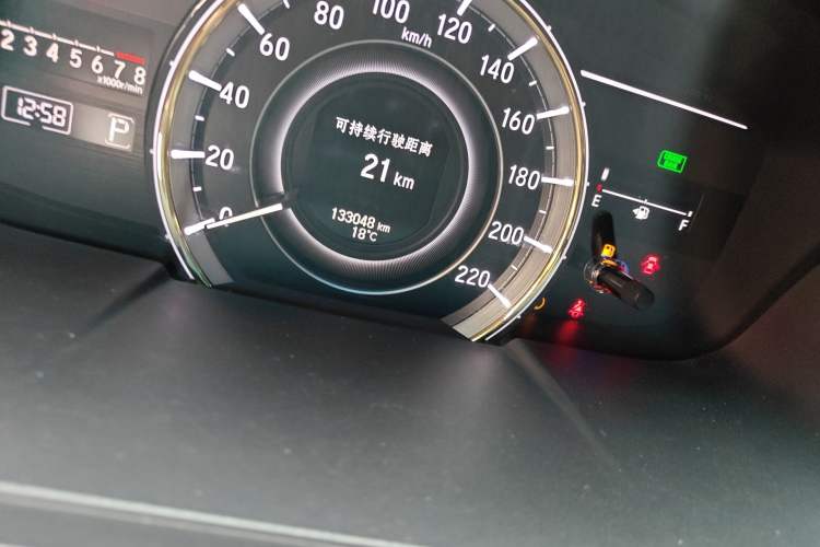 Used Honda Elysion 2016 2.4L Luxury Edition Odometer Close Up