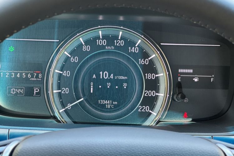 Used Honda Elysion 2016 2.4L Luxury Edition Odometer Close Up