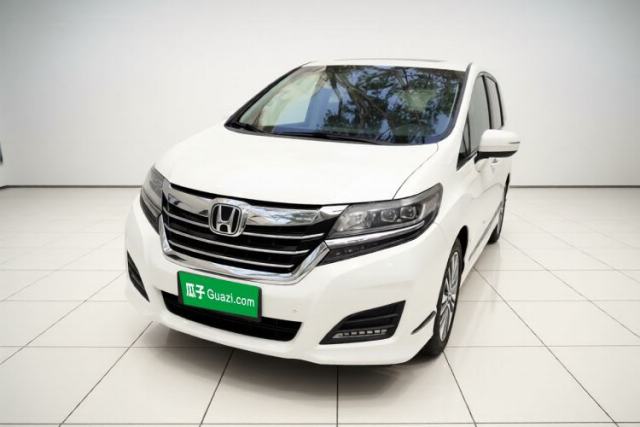 Ojetý Honda Elysion 2016 2.4L Style Edition
