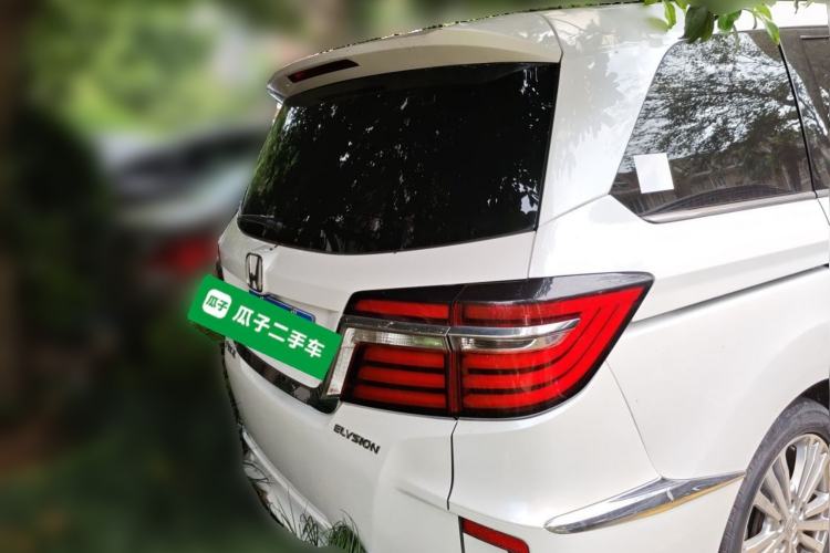 Used Honda Elysion 2016 2.4L Luxury Edition Rear