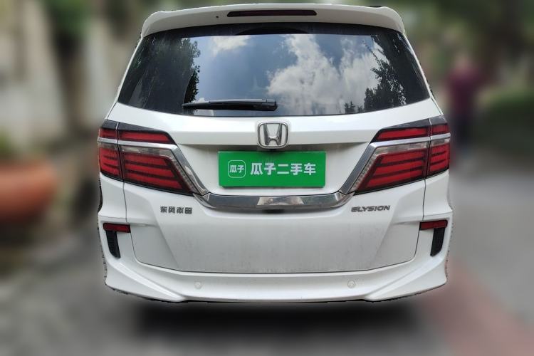 Used Honda Elysion 2016 2.4L Luxury Edition Rear