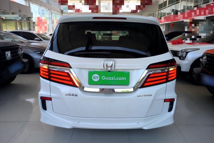 Used Honda Elysion 2016 2.4L Comfort Edition Rear