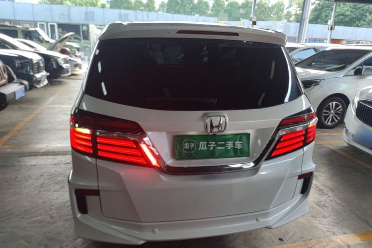 Used Honda Elysion 2016 2.4L Luxury Edition Rear