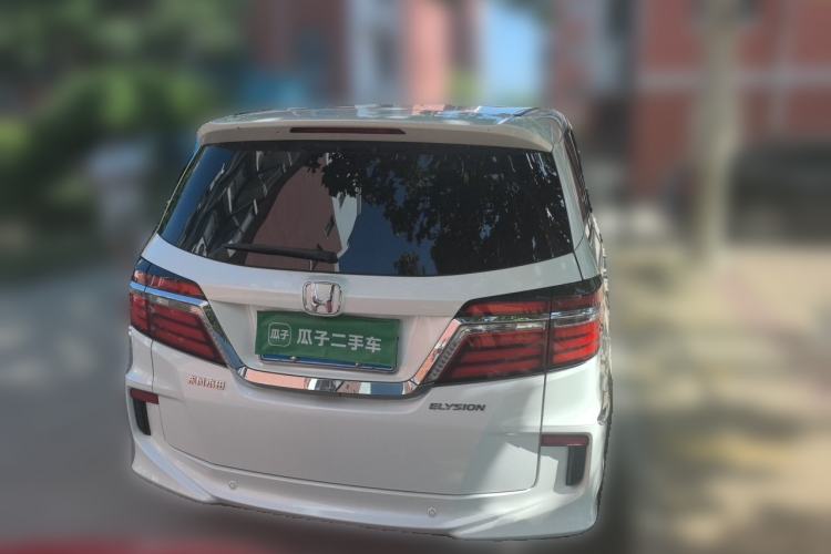 Used Honda Elysion 2016 2.4L Luxury Edition Rear