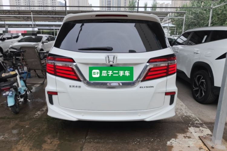 Used Honda Elysion 2016 2.4L Classic Edition Rear