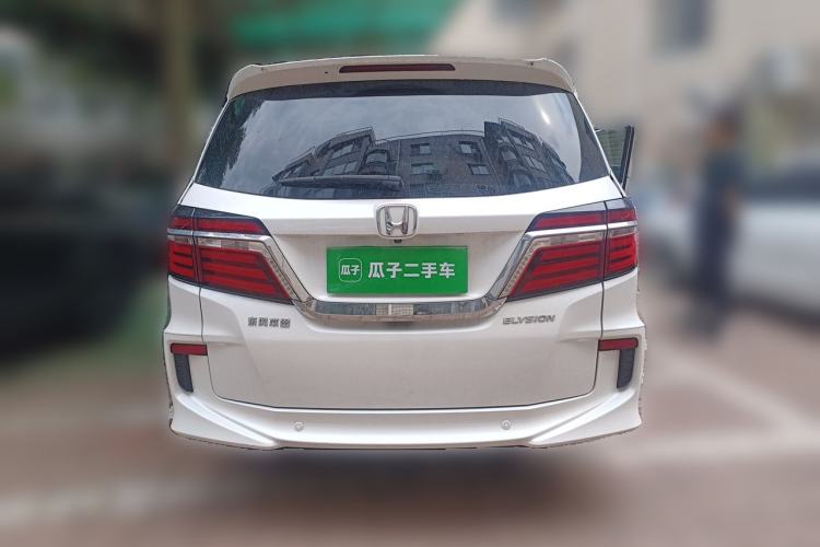 Used Honda Elysion 2016 2.4L Luxury Edition Rear