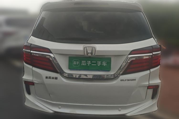 Used Honda Elysion 2016 2.4L Supreme Edition Rear