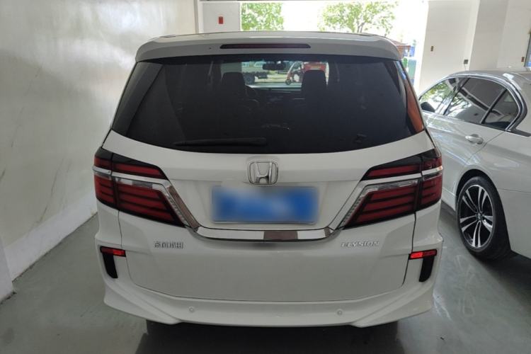 Used Honda Elysion 2016 2.4L Luxury Edition Rear