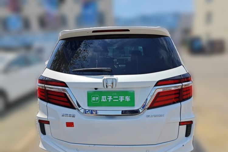 Used Honda Elysion 2016 2.4L Style Edition Rear