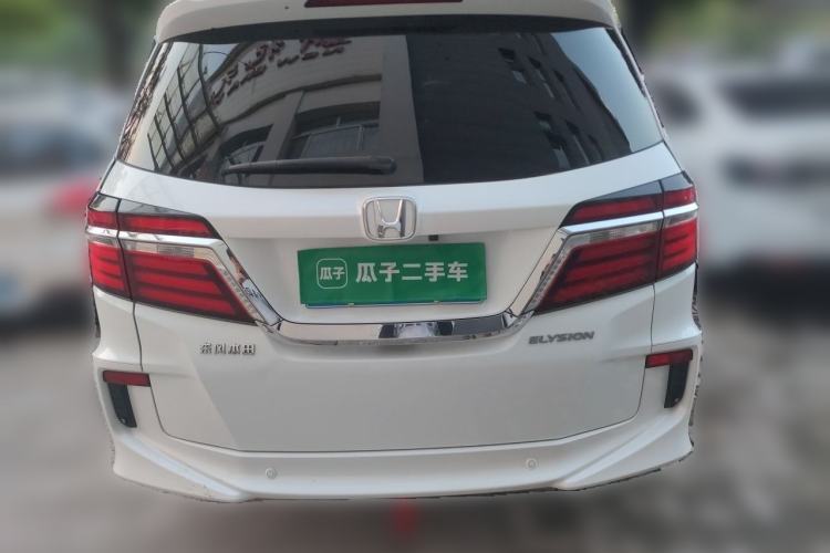 Used Honda Elysion 2016 2.4L Style Edition Rear
