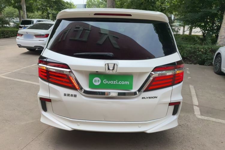 Used Honda Elysion 2016 2.4L Classic Edition Rear