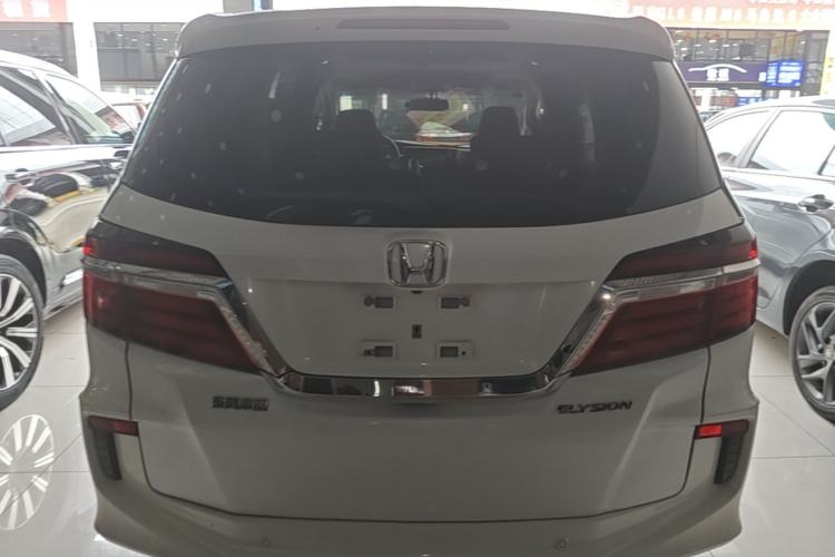 Used Honda Elysion 2016 2.4L Luxury Edition Rear