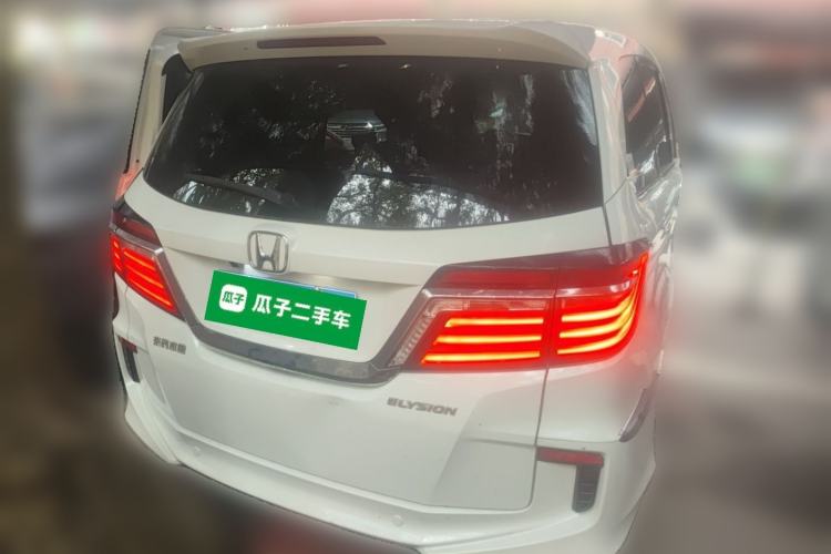 Used Honda Elysion 2016 2.4L Classic Edition Rear