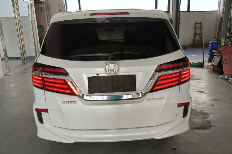 Used Honda Elysion 2016 2.4L Style Edition Rear
