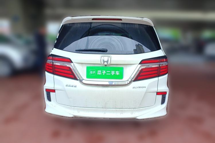 Used Honda Elysion 2016 2.4L Style Edition Rear