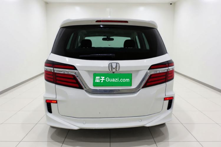 Used Honda Elysion 2016 2.4L Luxury Edition Rear