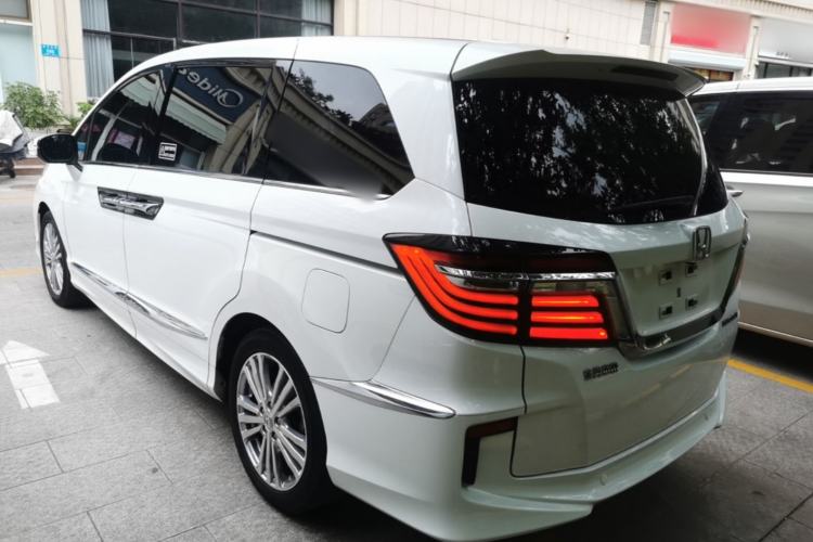 Used Honda Elysion 2016 2.4L Supreme Edition Rear Left 45 Deg